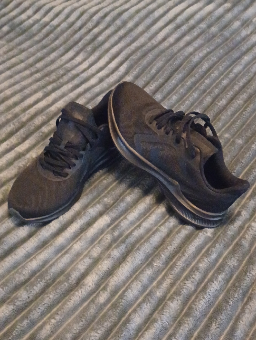Nike Women's All-Black Knit Running Trainers